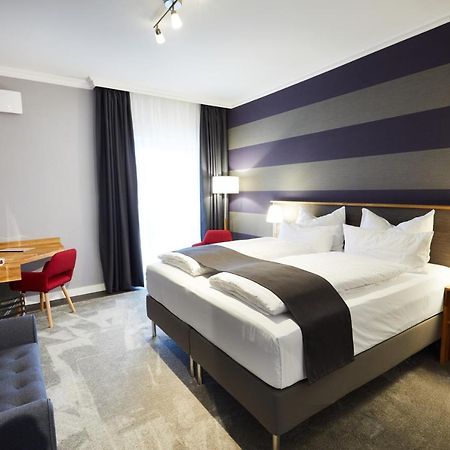 Hotel Garni Am Schloss Kottenheim Ngoại thất bức ảnh