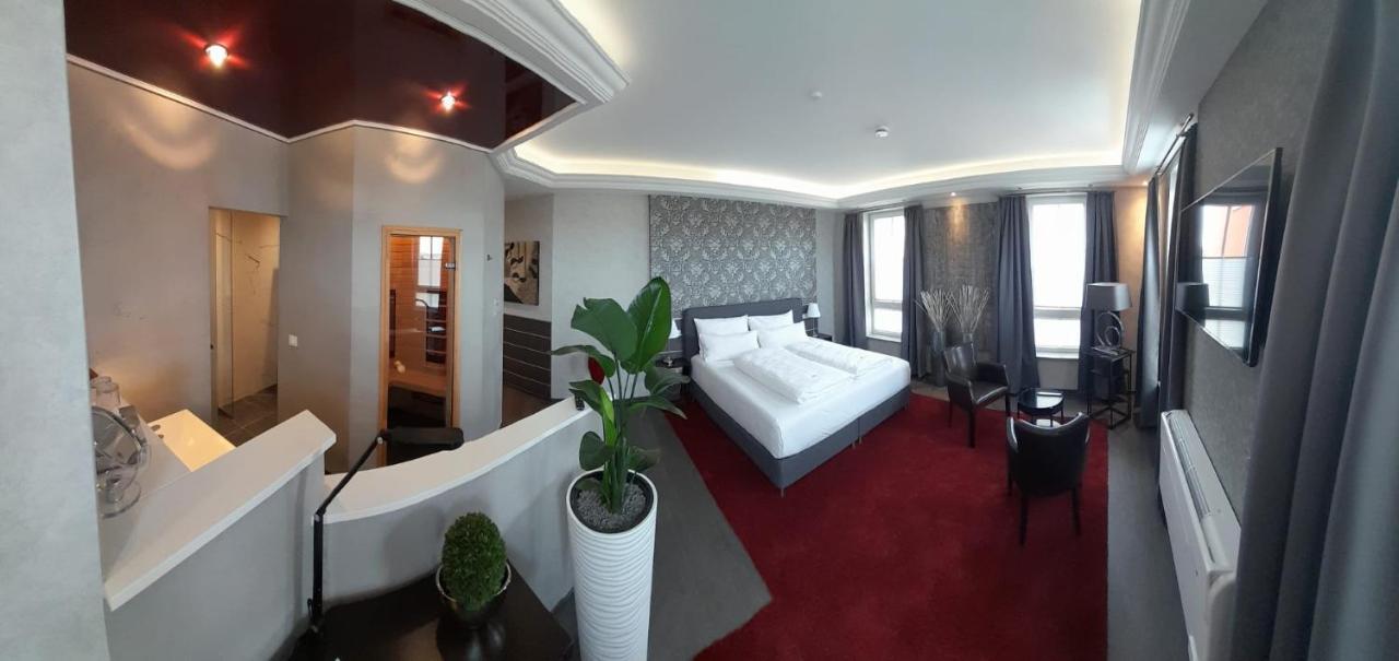 Hotel Garni Am Schloss Kottenheim Ngoại thất bức ảnh