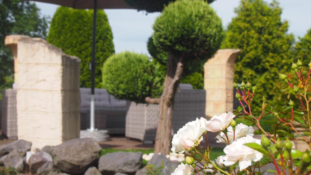Hotel Garni Am Schloss Kottenheim Ngoại thất bức ảnh