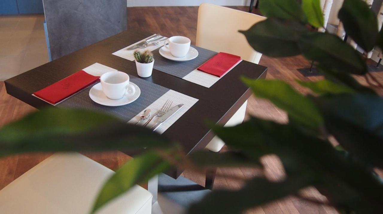 Hotel Garni Am Schloss Kottenheim Ngoại thất bức ảnh