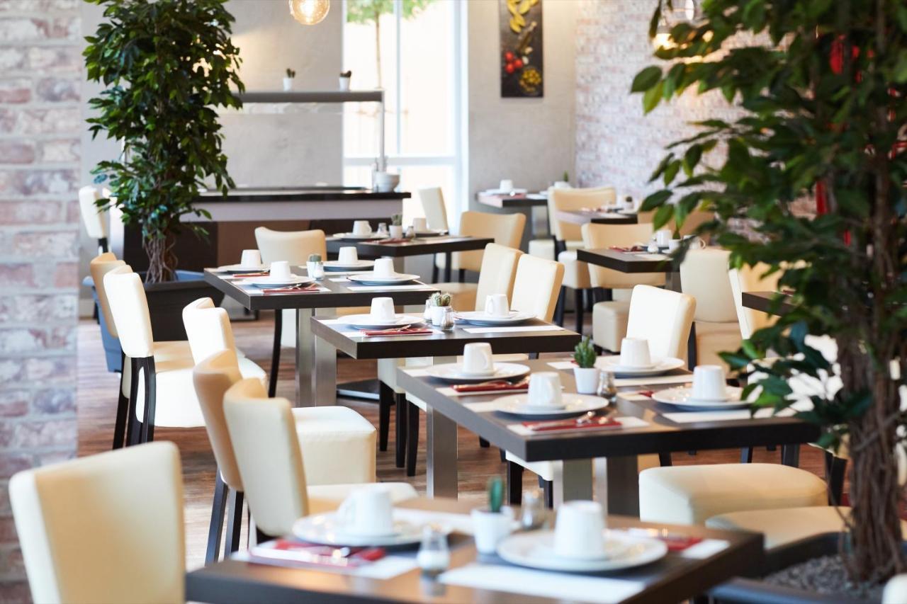 Hotel Garni Am Schloss Kottenheim Ngoại thất bức ảnh