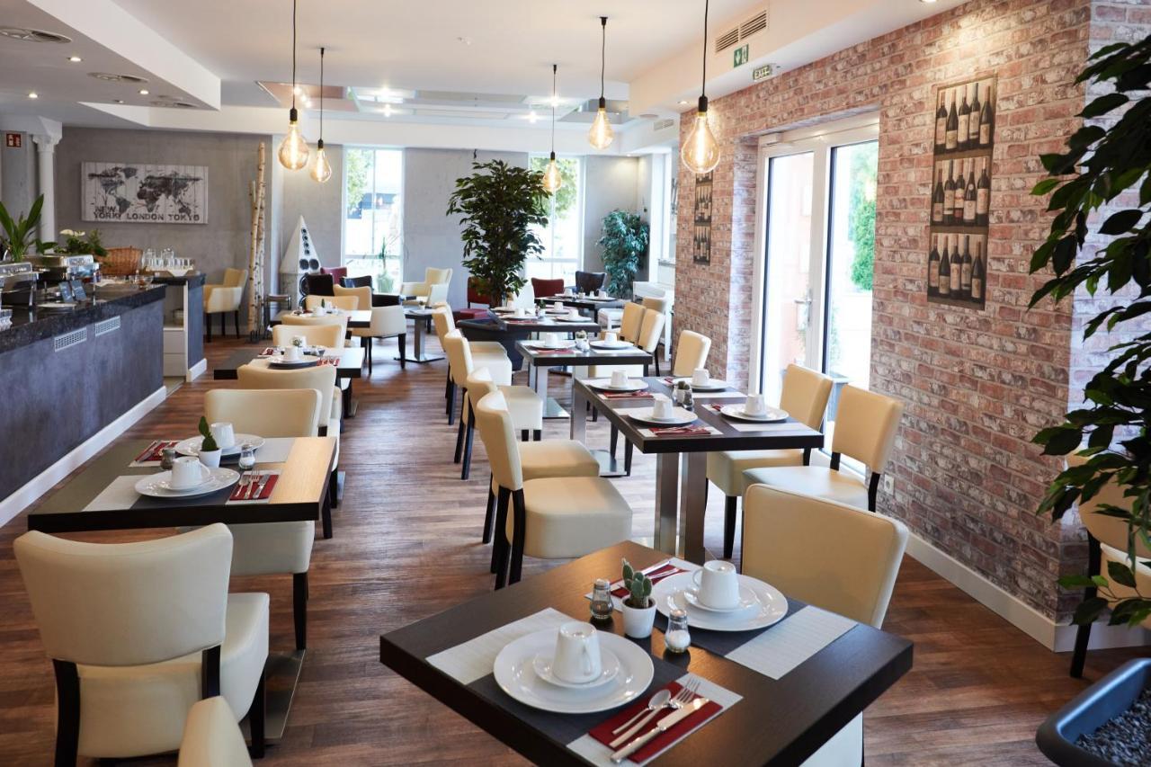 Hotel Garni Am Schloss Kottenheim Ngoại thất bức ảnh